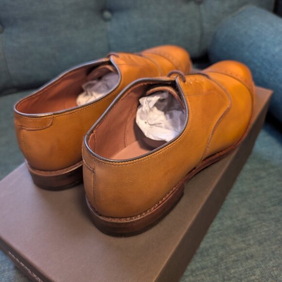 Allen Edmonds Fifth Avenue Cap-Toe Oxford Dress Shoe - Walnut - Size 8.5 E main image 4